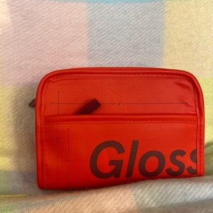 Glossier Atlanta mini beauty bag